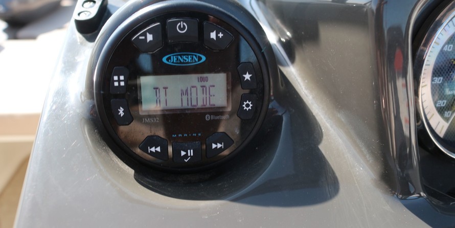 Bayliner VR6 BOWRIDER