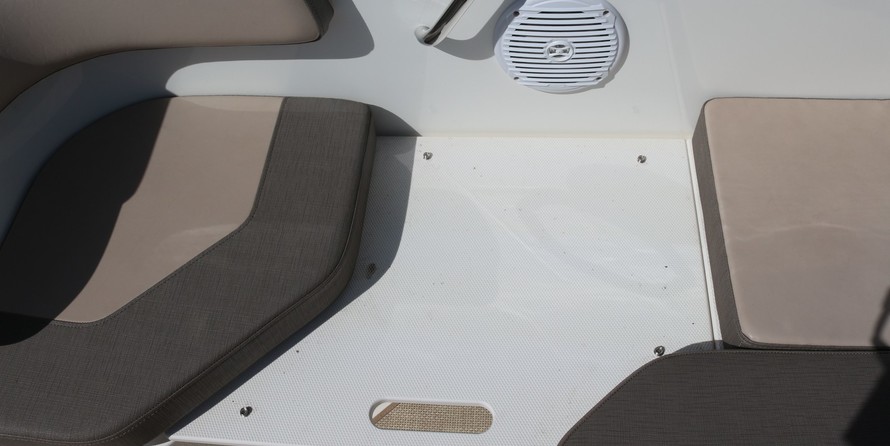 Bayliner VR6 BOWRIDER