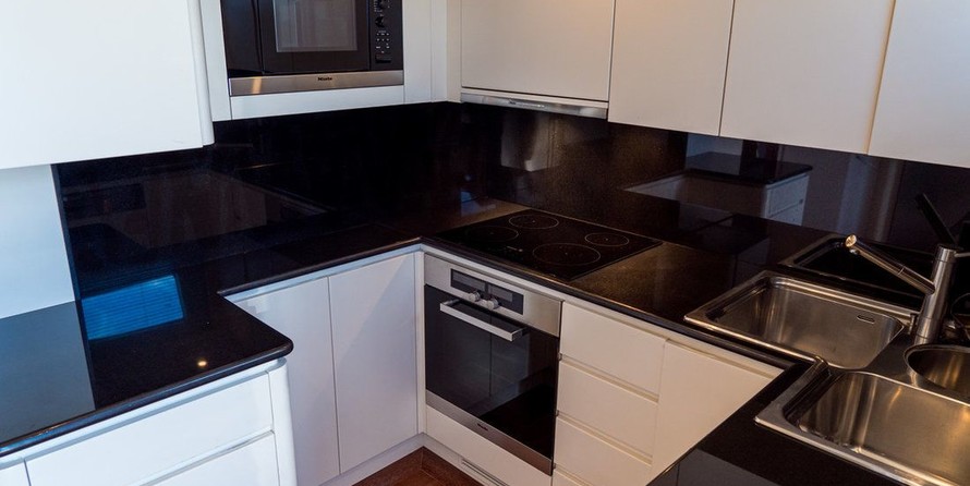 Cantieri di Pisa Akhir 85