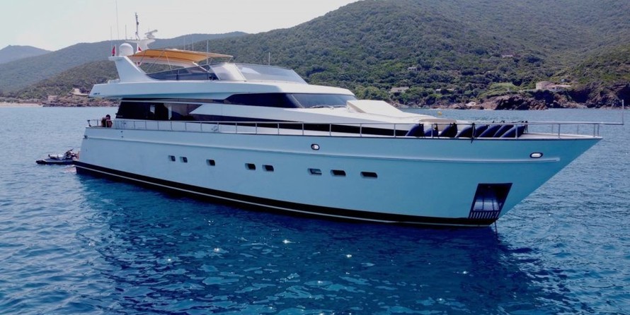 Cantieri di Pisa Akhir 85