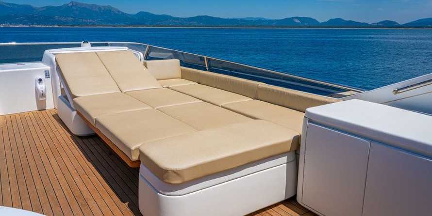 Cantieri di Pisa Akhir 85