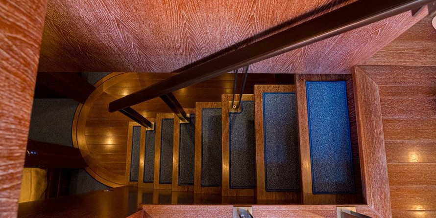 Cantieri di Pisa Akhir 85