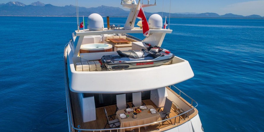 Cantieri di Pisa Akhir 85