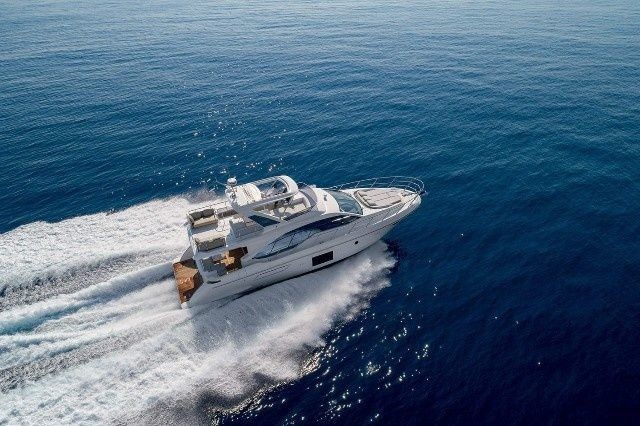 Azimut 55