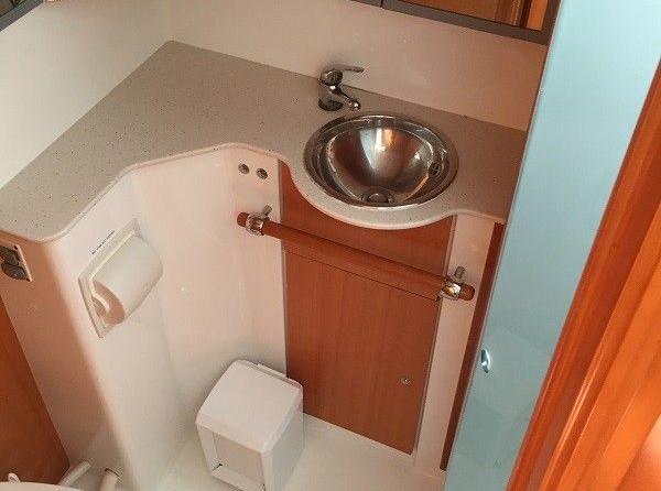 Lagoon 500