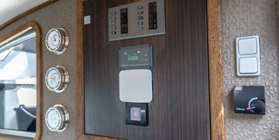 Azimut 43 Atlantis (2)