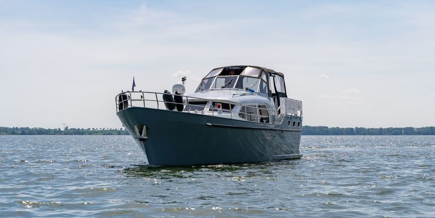 Azimut 43 Atlantis (2)