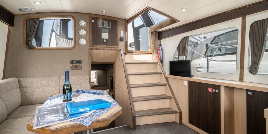 Azimut 43 Atlantis (2)