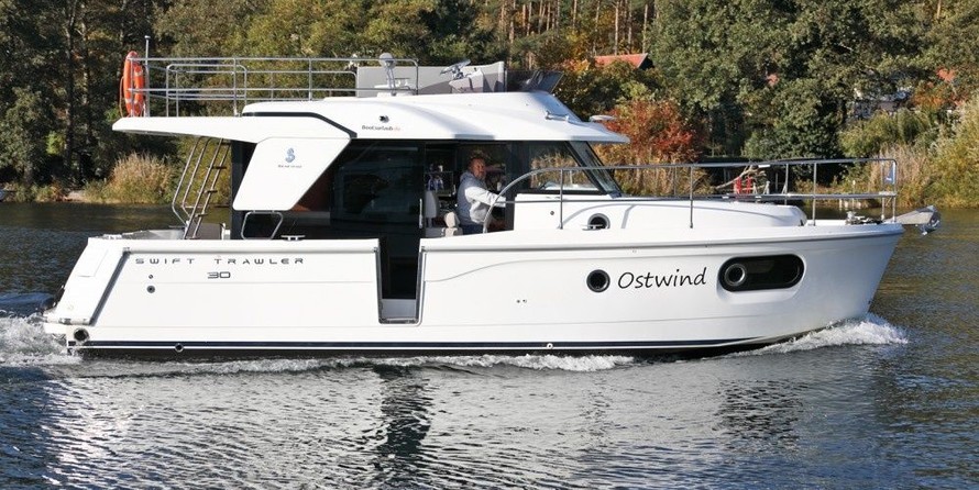 Beneteau Swift Trawler 30