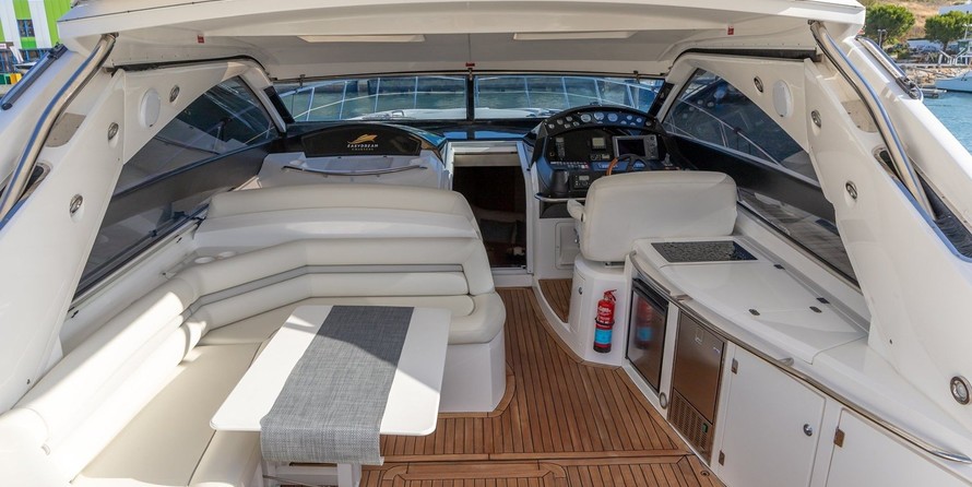 Sunseeker Predator 55 EVO