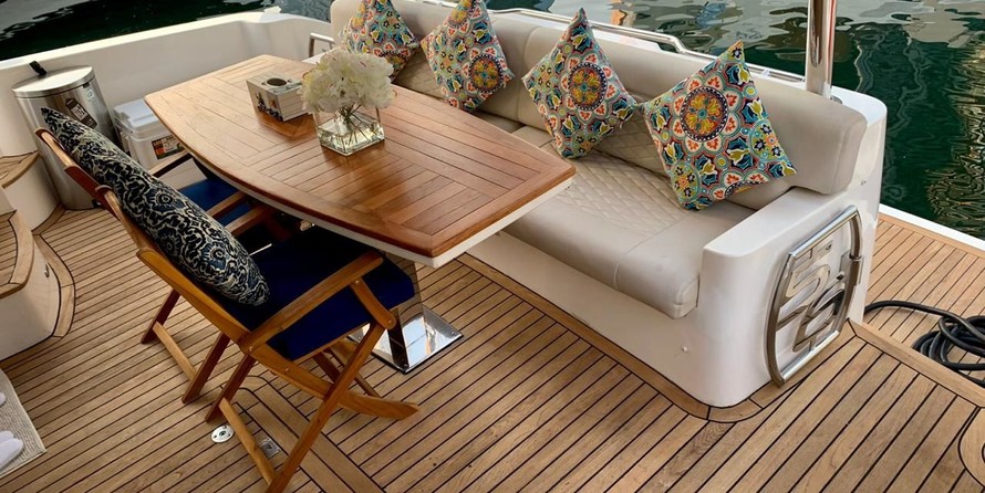 Gulf Craft Majesty 56