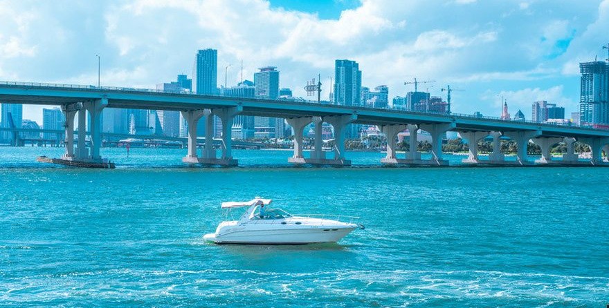 Sea ray sundancer 340