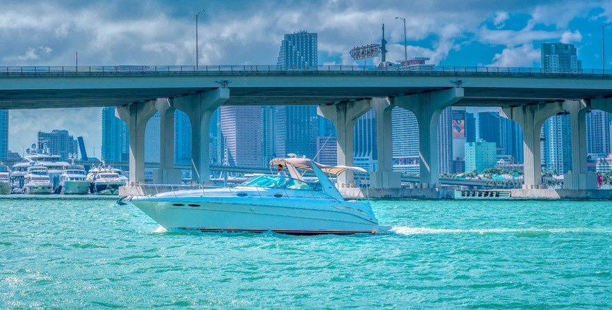 Sea ray sundancer 340