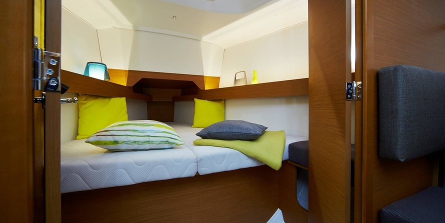 Jeanneau Sun Odyssey 349