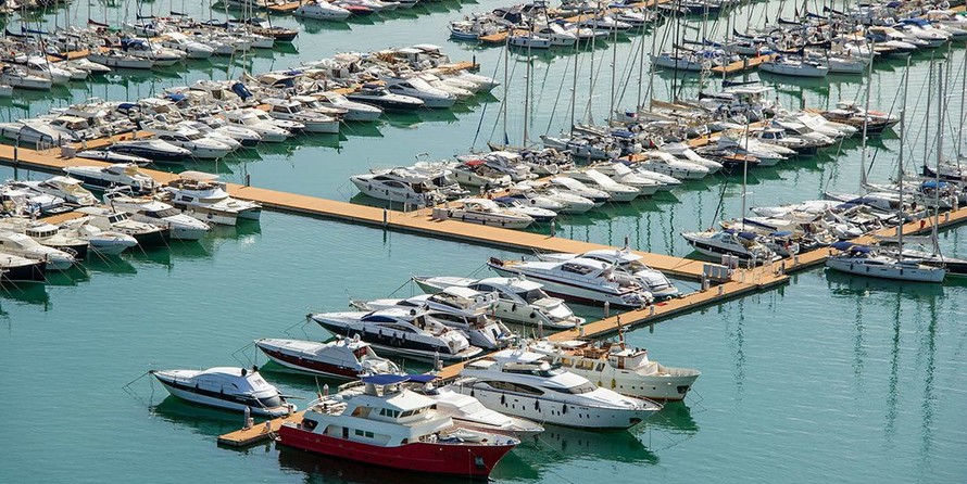 Joker Clubman 28