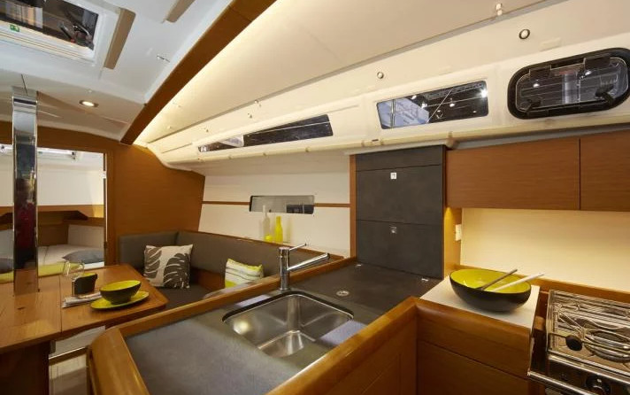 Jeanneau Sun Odyssey 349