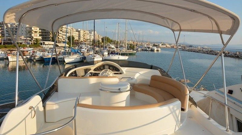 Azimut 46