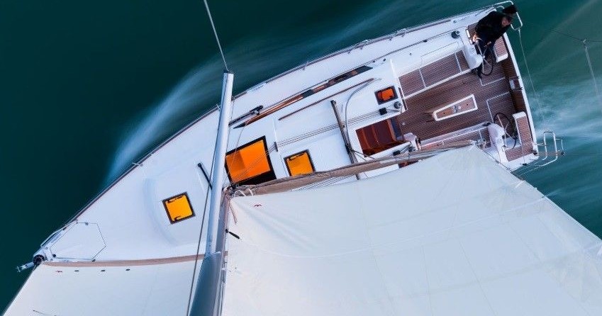 Dufour 382