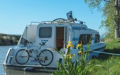 B & b boat builders core sound 17