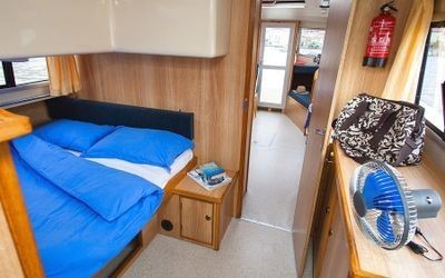 B & b boat builders core sound 17