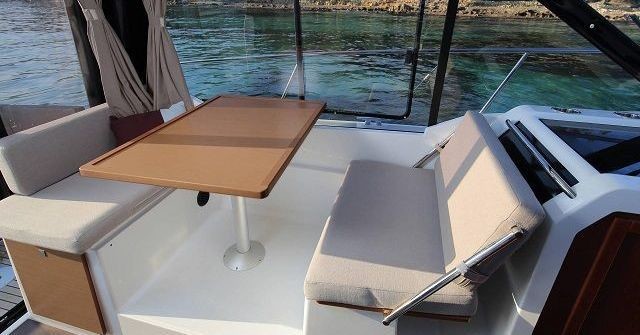 Jeanneau Merry Fisher 895