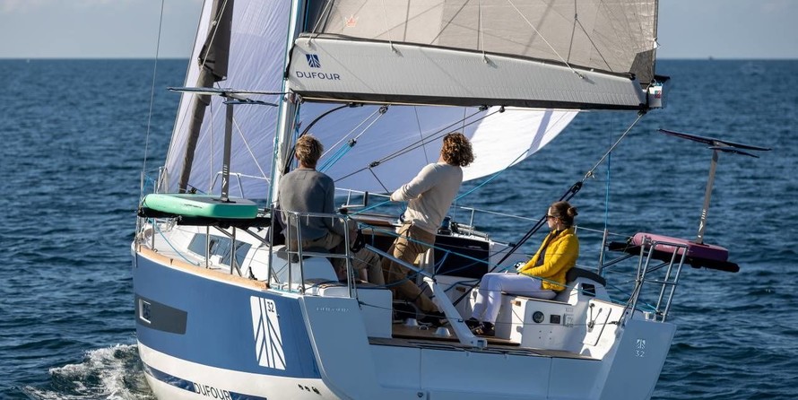 Dufour 32