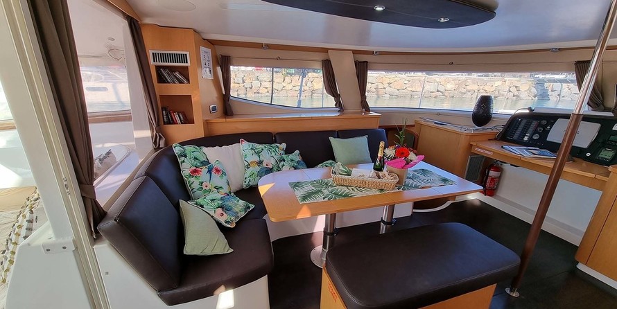 Fountaine Pajot Salina 48