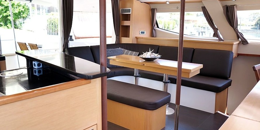 Fountaine Pajot Salina 48