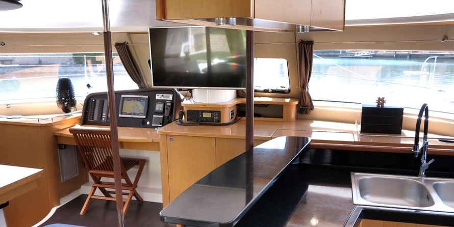 Fountaine Pajot Salina 48