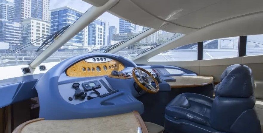 Azimut 62