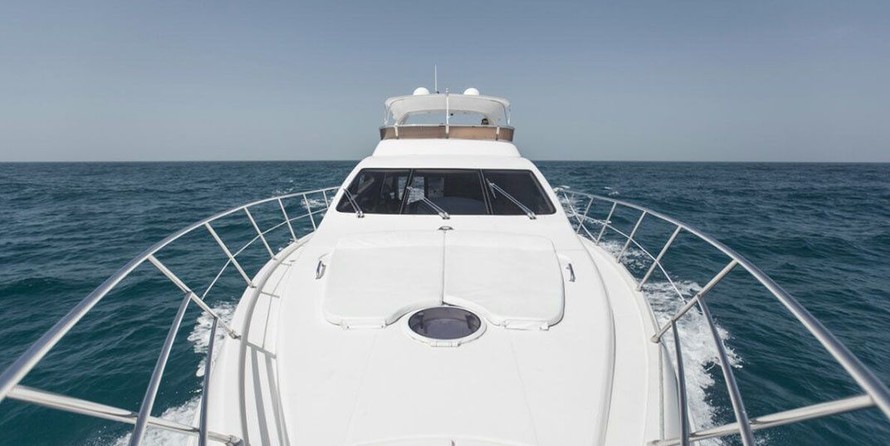 Azimut 62