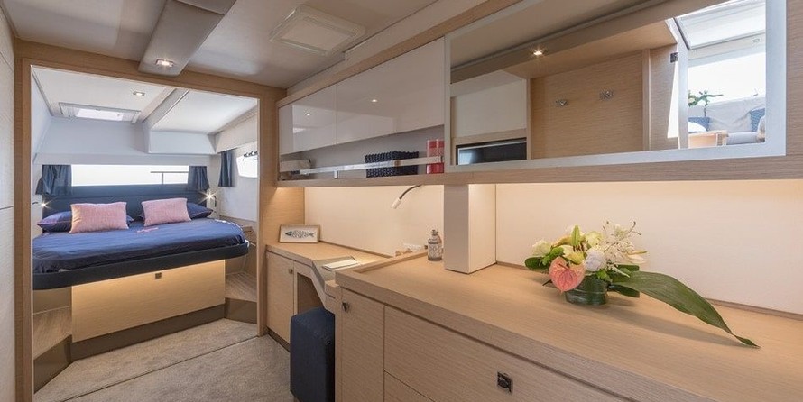 Fountaine Pajot Saona 47