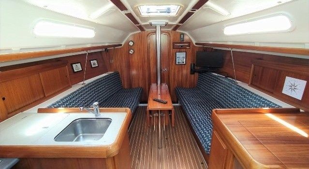 Dufour 32