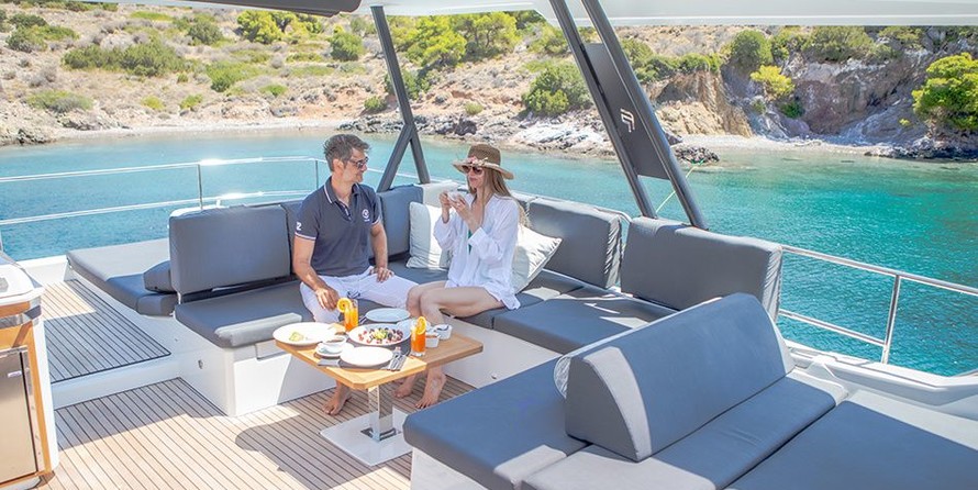 Fountaine Pajot Power 67