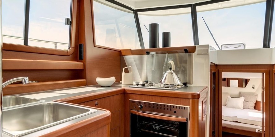 Beneteau Swift Trawler 34