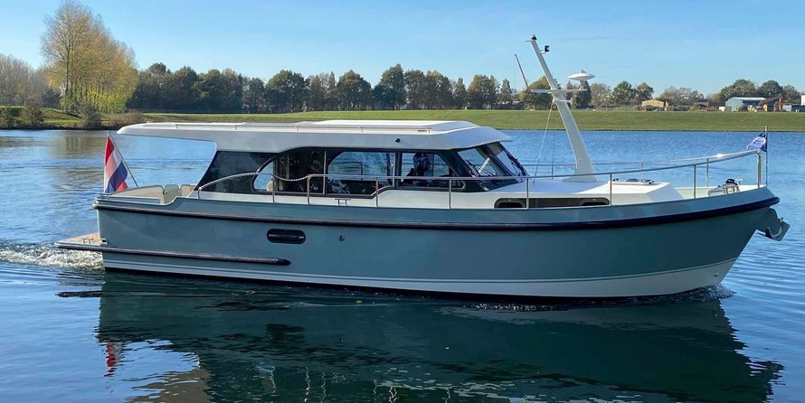 Linssen Grand Sturdy 35.0 Sedan