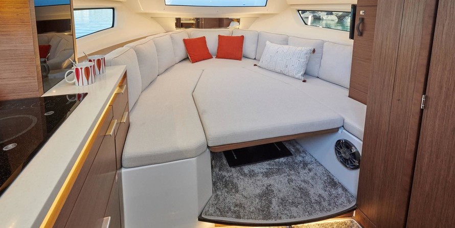 Jeanneau Cap Camarat 10.5