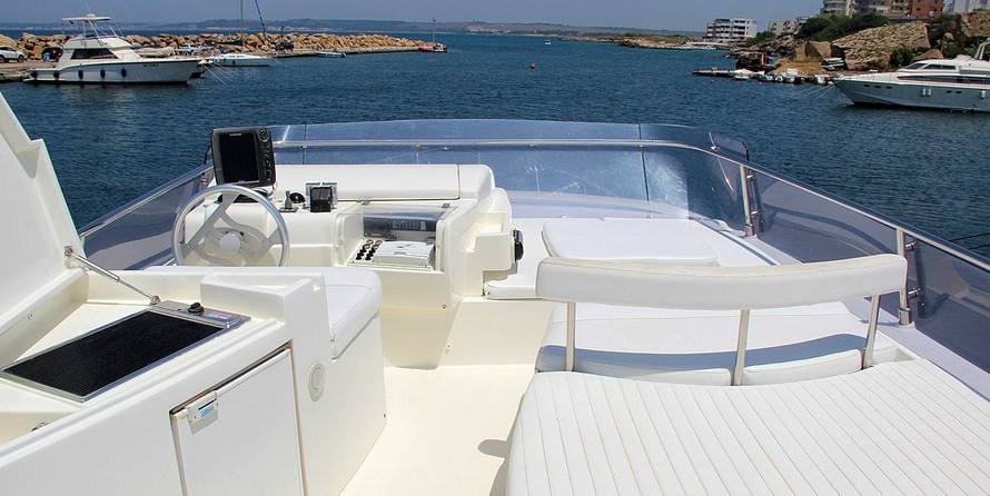 Ferretti 530