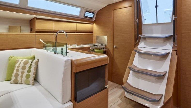 Jeanneau Sun Odyssey 389