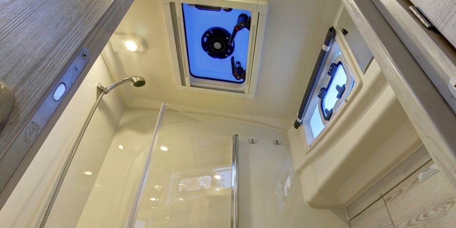 Four winns horizon 170 le