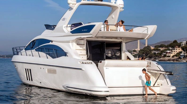Azimut 58