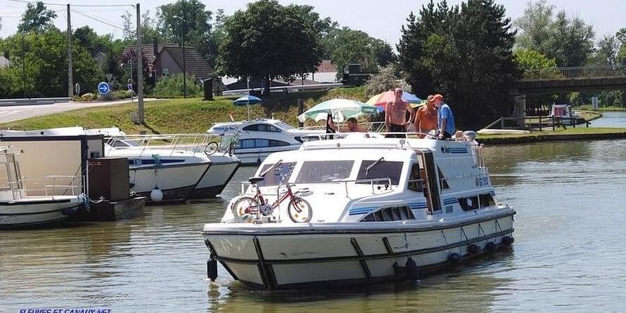 Le Boat Clipper