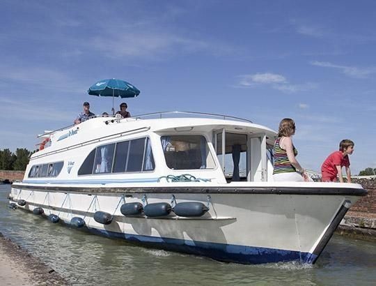 Le Boat Salsa A