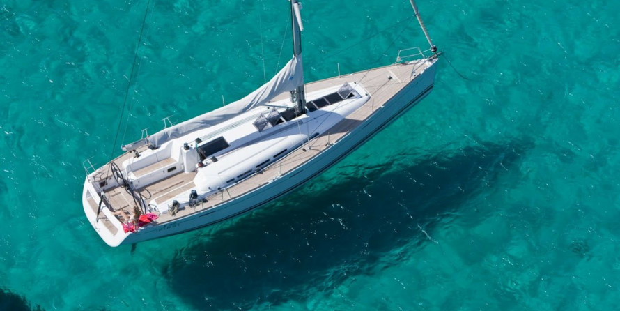 Beneteau First 47.7