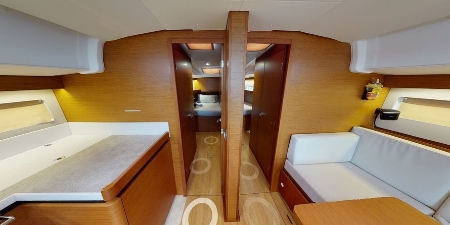 Jeanneau Sun Odyssey 49