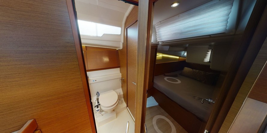 Jeanneau Sun Odyssey 49