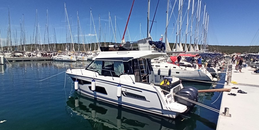 Jeanneau Merry Fisher 1095