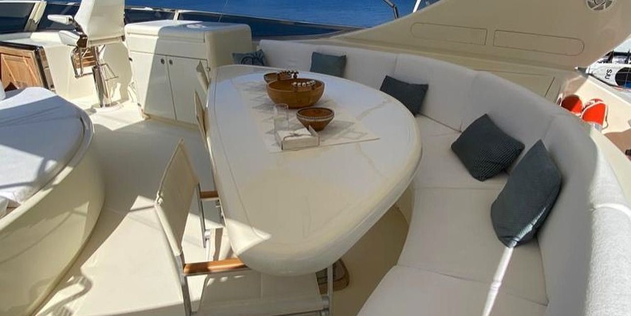 Falcon Yachts 86