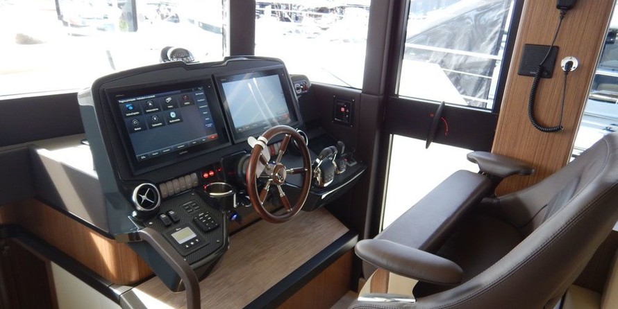 Absolute Navetta 52