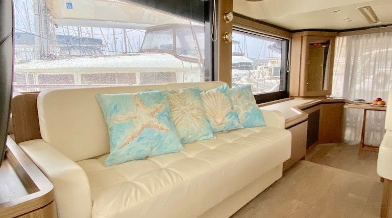 Absolute Navetta 52
